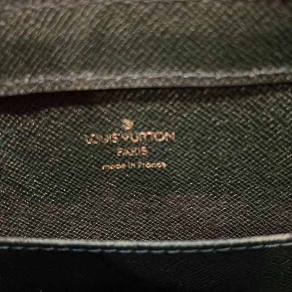 LV Taiga Clutch - Picture 6 of 7